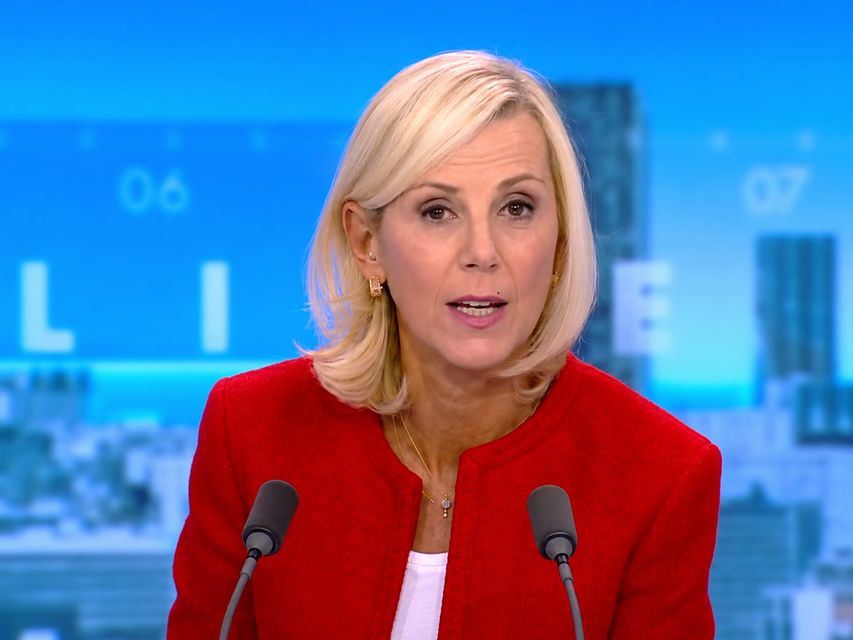 Laurence Ferrari revient avec émotion sur le suicide de sa mère : "J’ai versé toutes les larmes de mon corps"