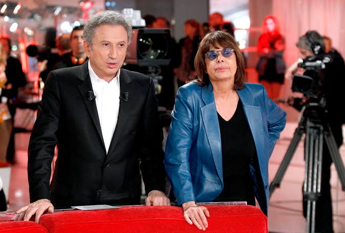 Michel Drucker pleure la mort de la productrice Françoise Coquet : "Elle était ma sœur jumelle"