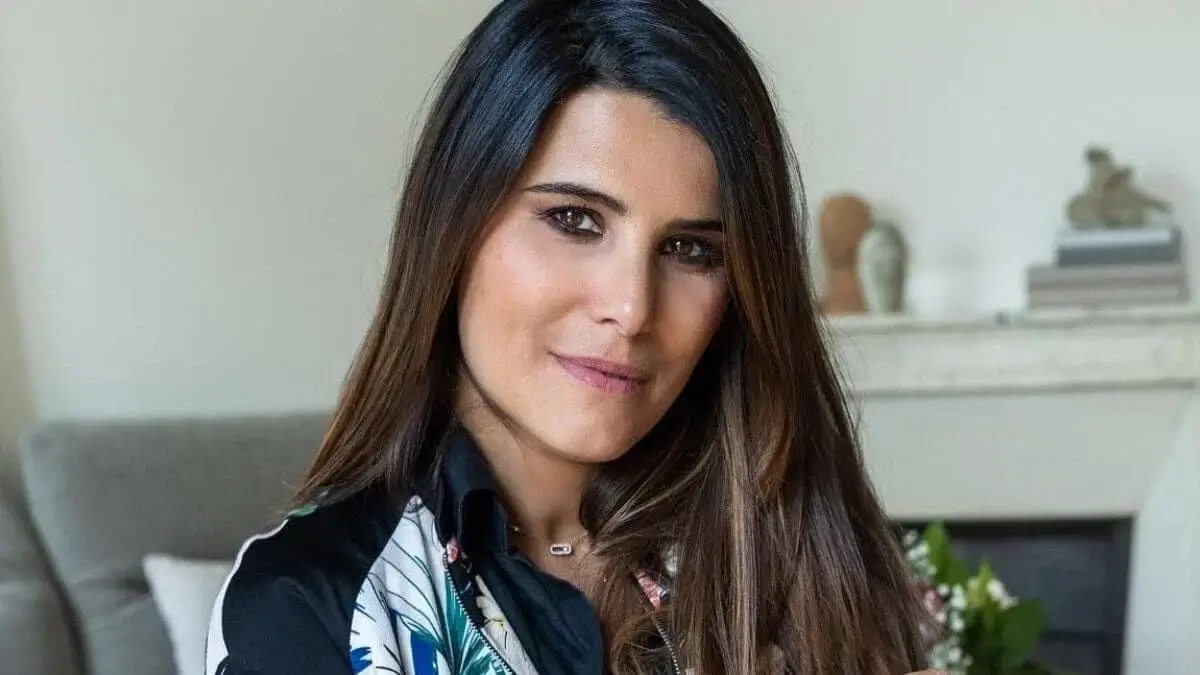 Karine Ferri : les photos de ses vacances font réagir les internautes