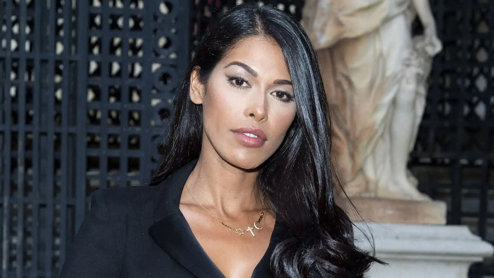 Ayem Nour contre-attaque après les menaces : "Je vais me lancer sur les plateformes privées"