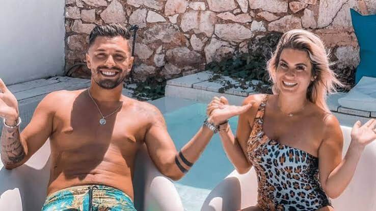 Carla Moreau (La Villa des cœurs brisés) revient sur sa relation avec Kevin Guedj