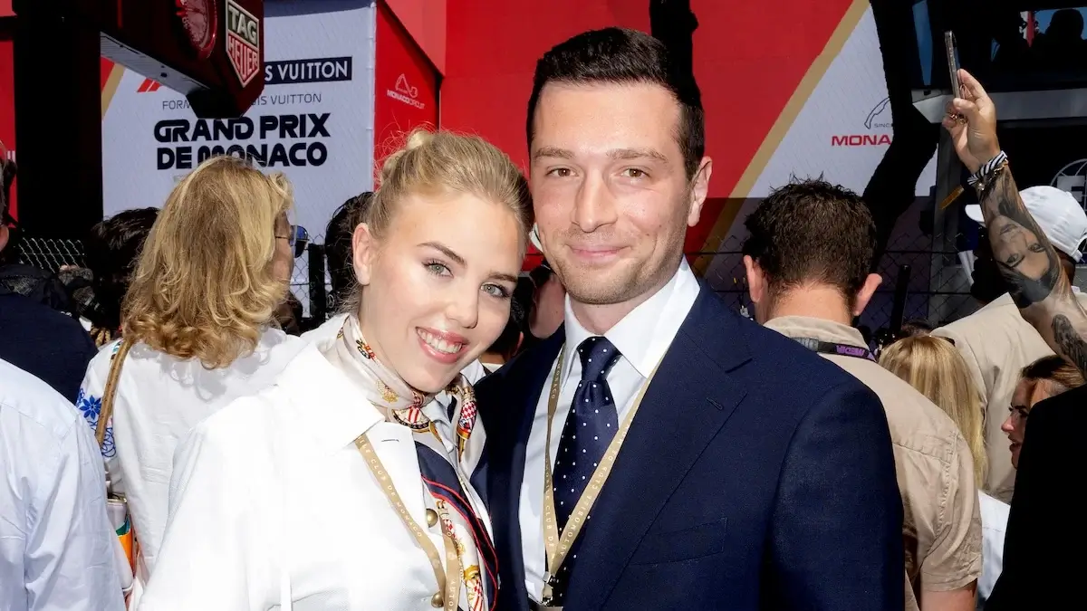 Jordan Bardella et Maria-Carolina en vacances : ce cliché qui fait réagir