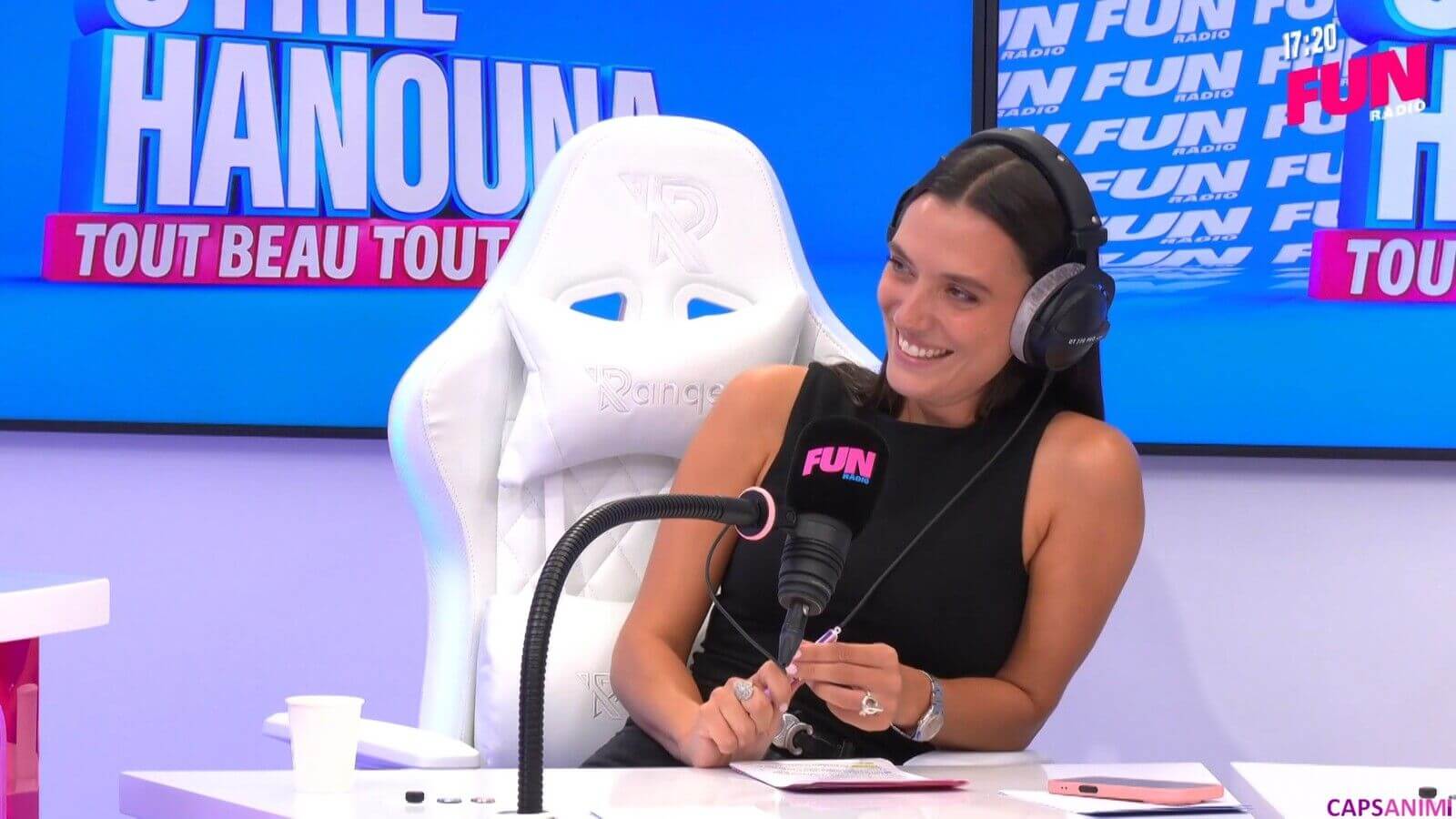 "Tu étais un peu vénère" : Shana Loustau jalouse d’une autre chroniqueuse ? Cyril Hanouna balance !